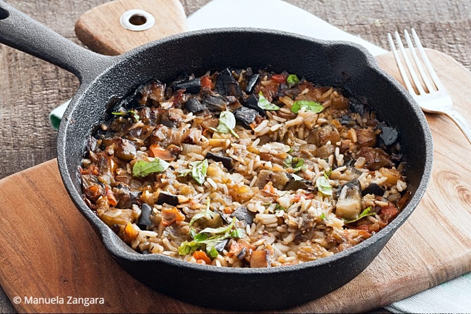 Vegetarian rice with eggplant