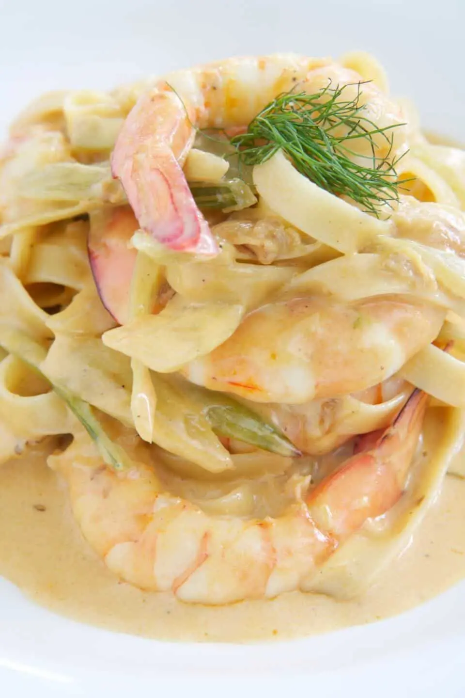 Fettuccine with Prawns and Baby Fennel in Pernod Cream Sauce