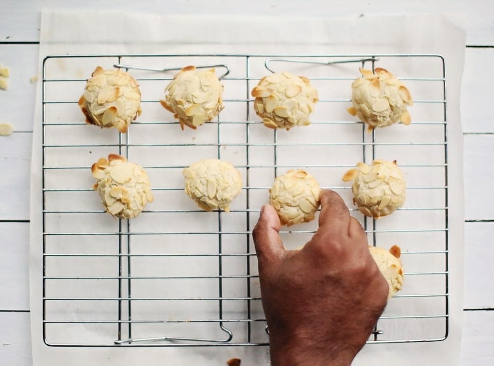 Almond-Cardamom Cream Cheese Cookies