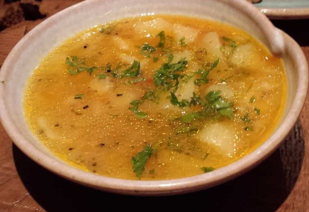 Aloo Ki Tarkari (Pakistani Potato Curry)
