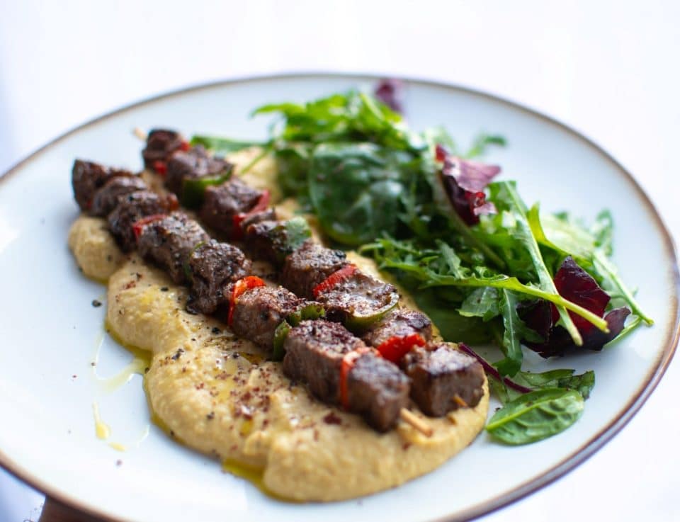 Beef Skewers with Chilli Peppers and Hummus