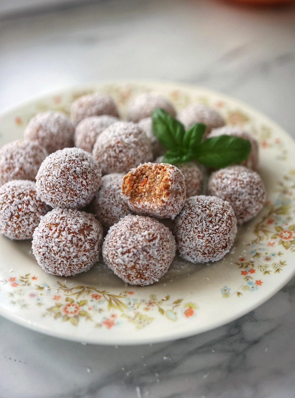 No-Bake Carrot Cake Energy Balls