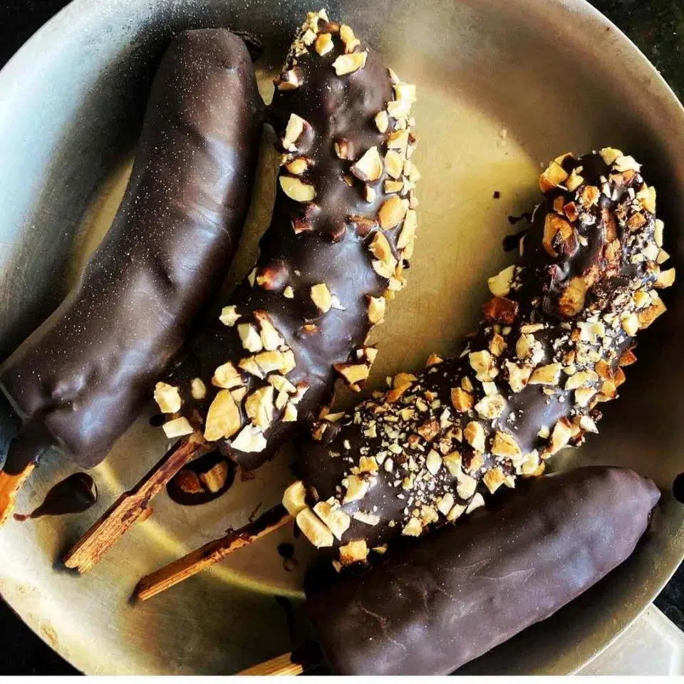 Chocobananos (Chocolate Bananas)