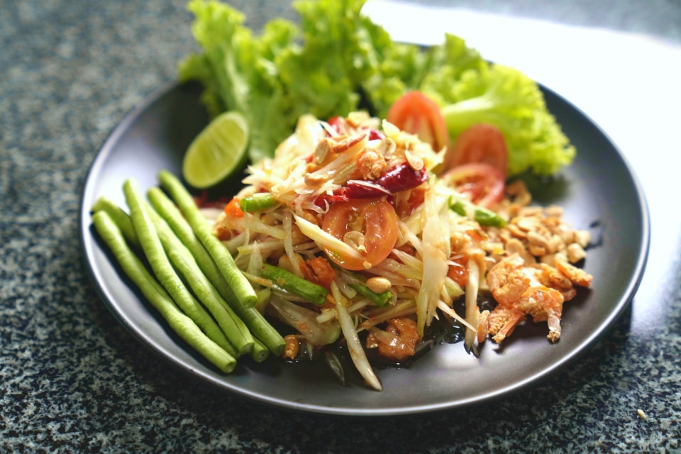 Green Papaya Salad (Somtam)
