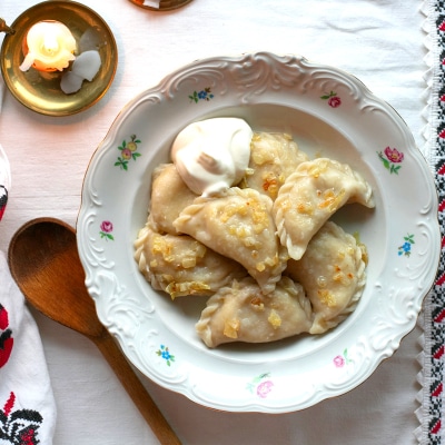 Potato Varenyky: Ukrainian Mashed Potato Dumplings