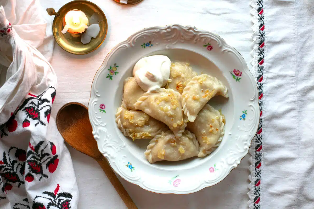 Potato Varenyky: Ukrainian Mashed Potato Dumplings
