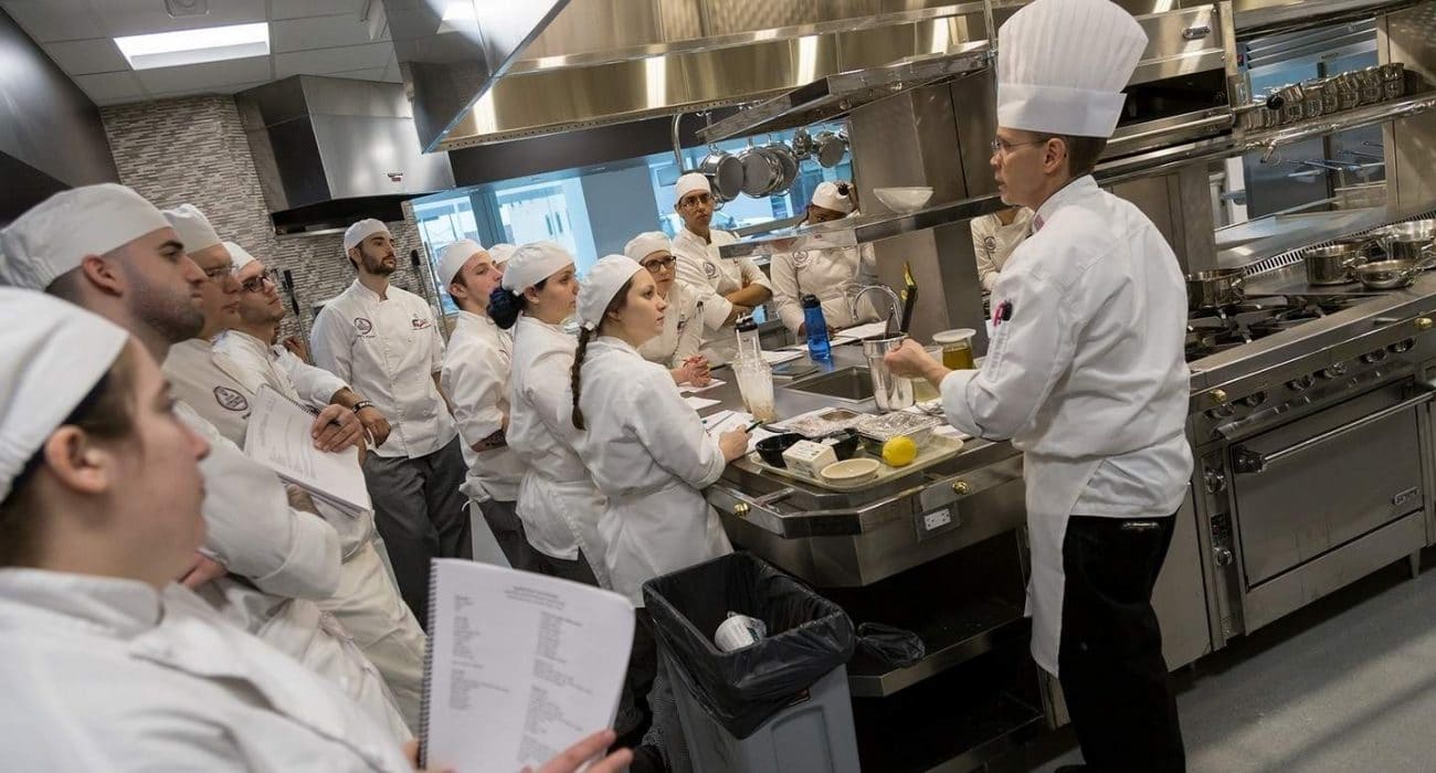 Best 12 Culinary Schools in Illinois Chef's Pencil