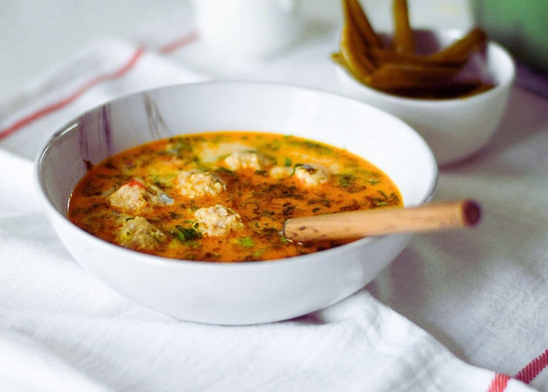 Romanian Meatball Soup: Ciorbă de Perișoare
