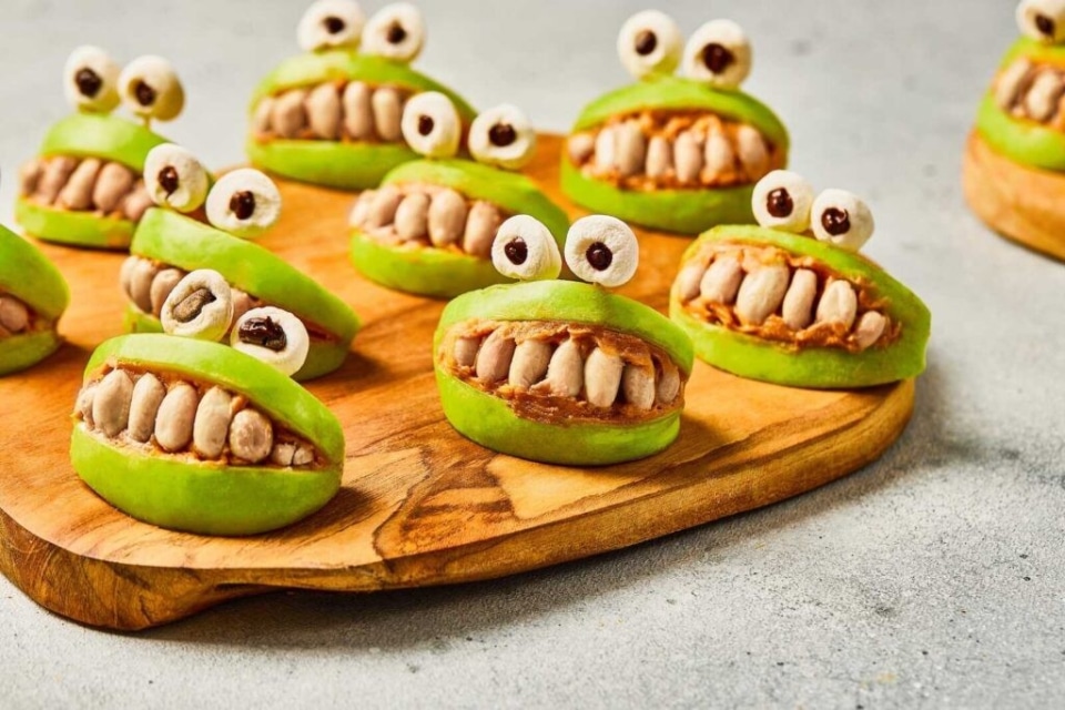 Monster Mouth Snacks with Apples and Peanuts