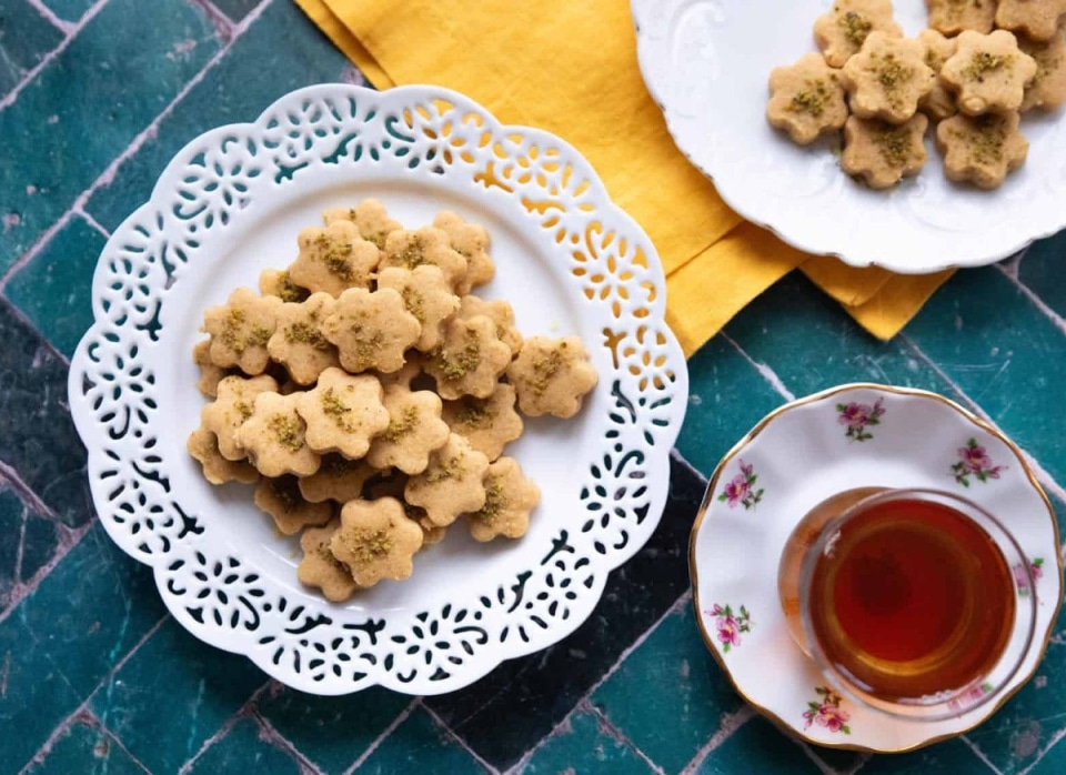 Persian Roasted Chickpea Cookies