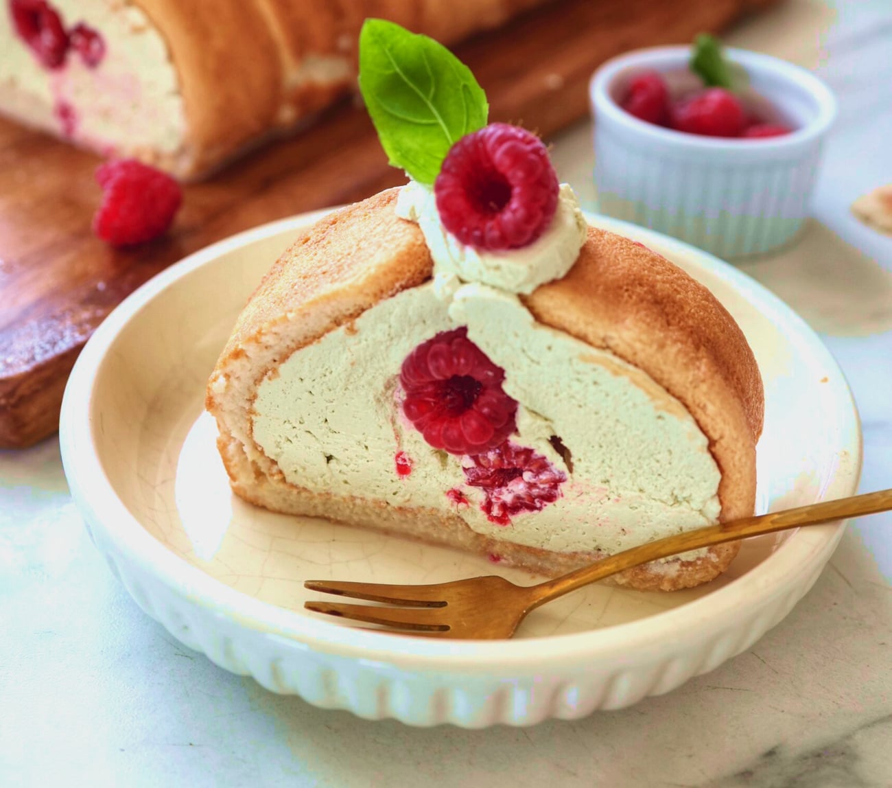 No-Bake Pistachio Raspberry Roulade