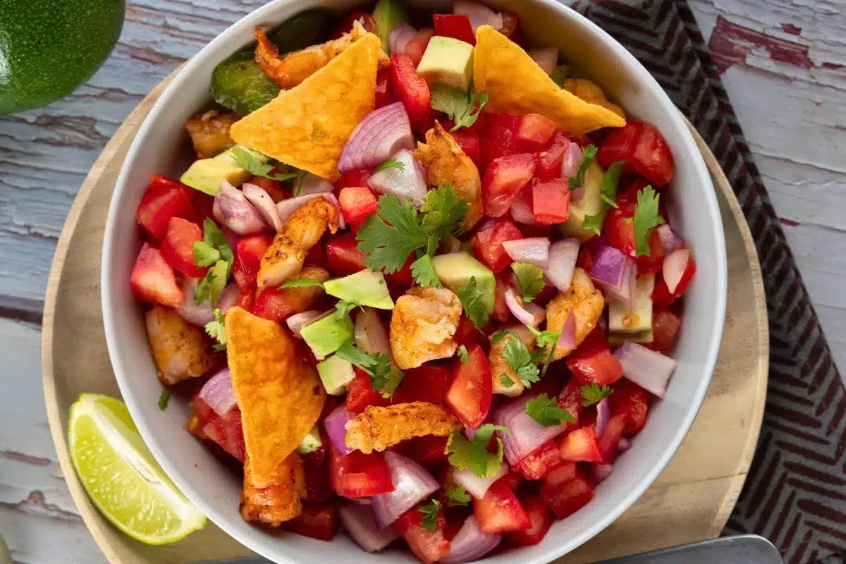 Pico de Gallo Shrimp and Avocado Salad