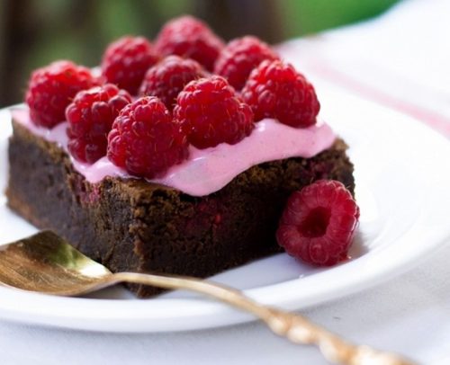 21 Popular Fruits that Begin with R - Chef's Pencil