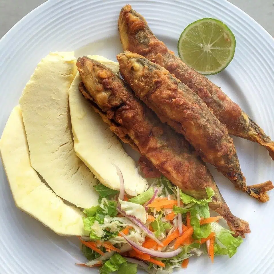 Roasted Breadfruit and Jackfish