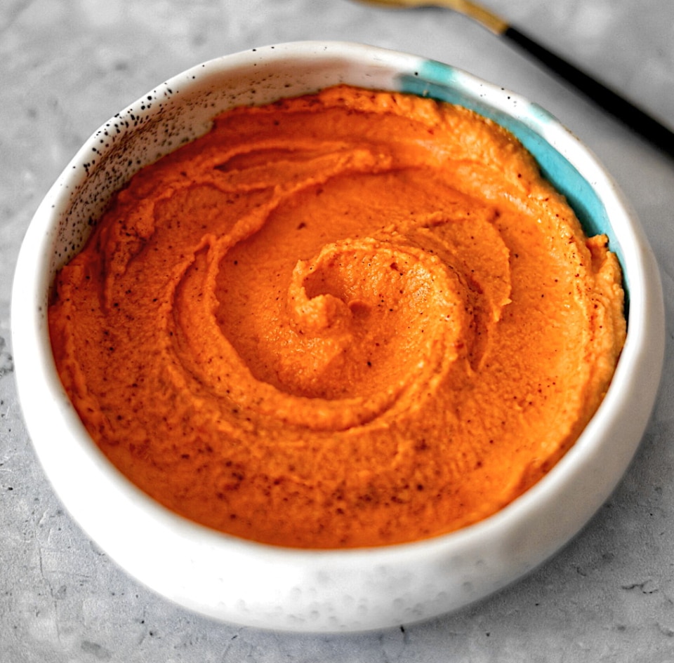 Roasted Red Pepper Hummus
