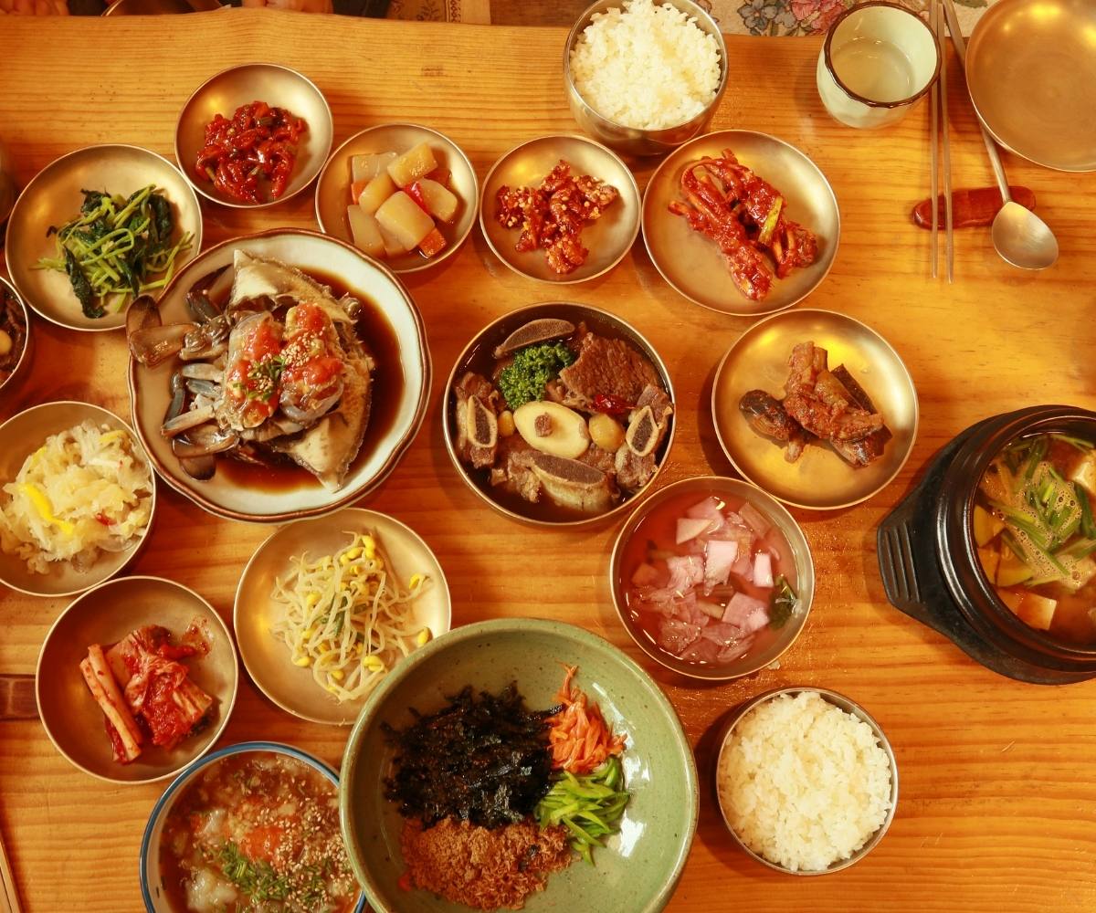 Top 25 Korean Foods: Loved by both Koreans and Foreigners - Chef's Pencil