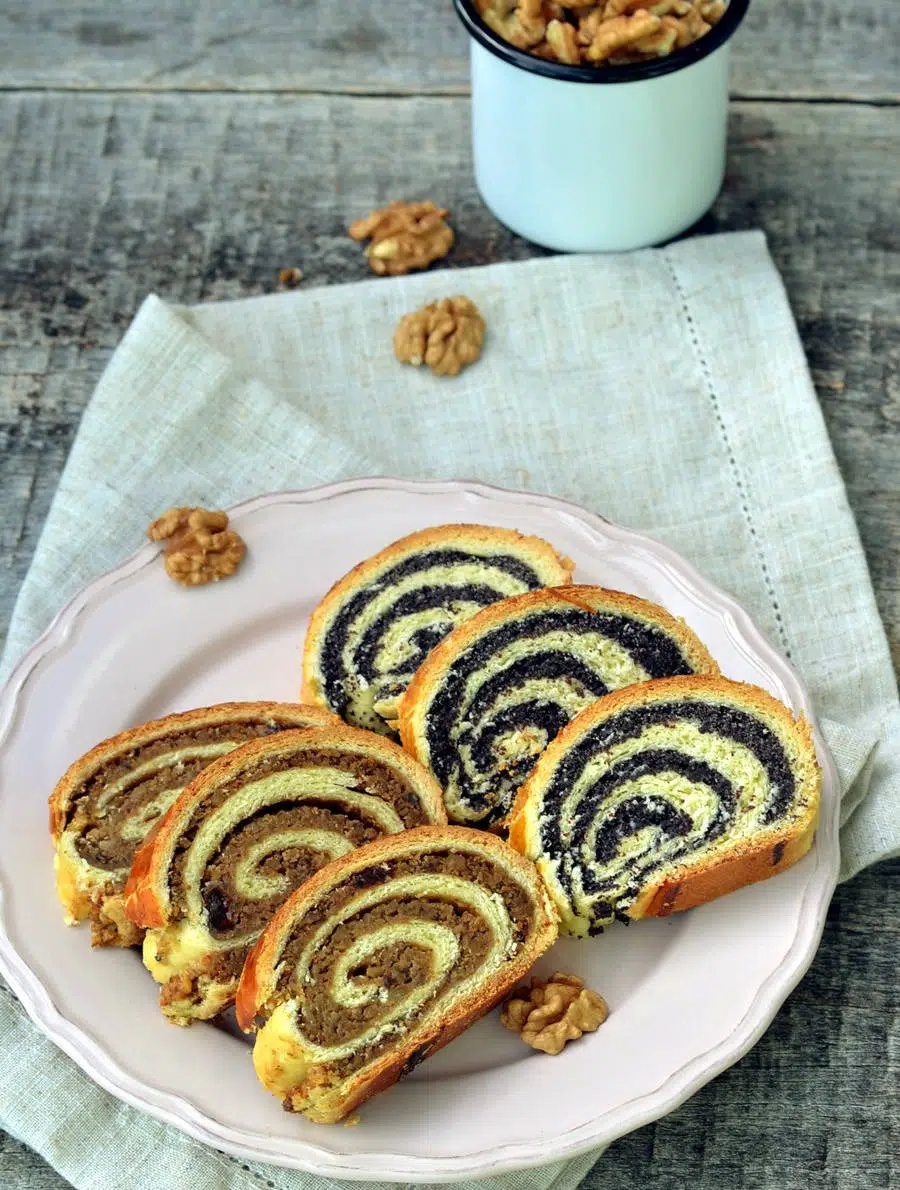 Hungarian poppy seeds roll