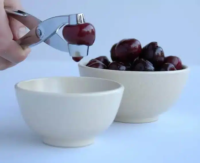 How to pit cherries using a cherry pitter